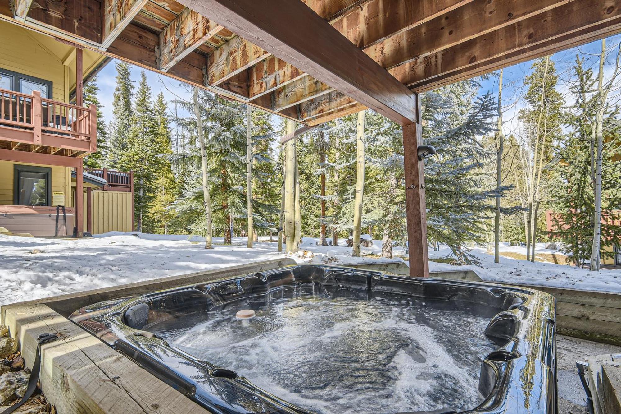 White Wolf #890 - Great Home With Private Outdoor Hot Tub - Shuttle To Slopes Брекънридж Екстериор снимка